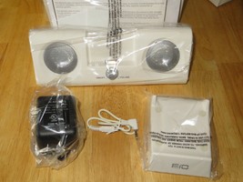 iDock 605 Portable Docking Station for iPod and Mp3, White - £23.60 GBP