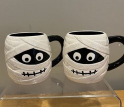 PIER 1 HALLOWEEN BANDAGED MUMMY COFFEE MUG Hand Painted Black White Spoo... - $24.74