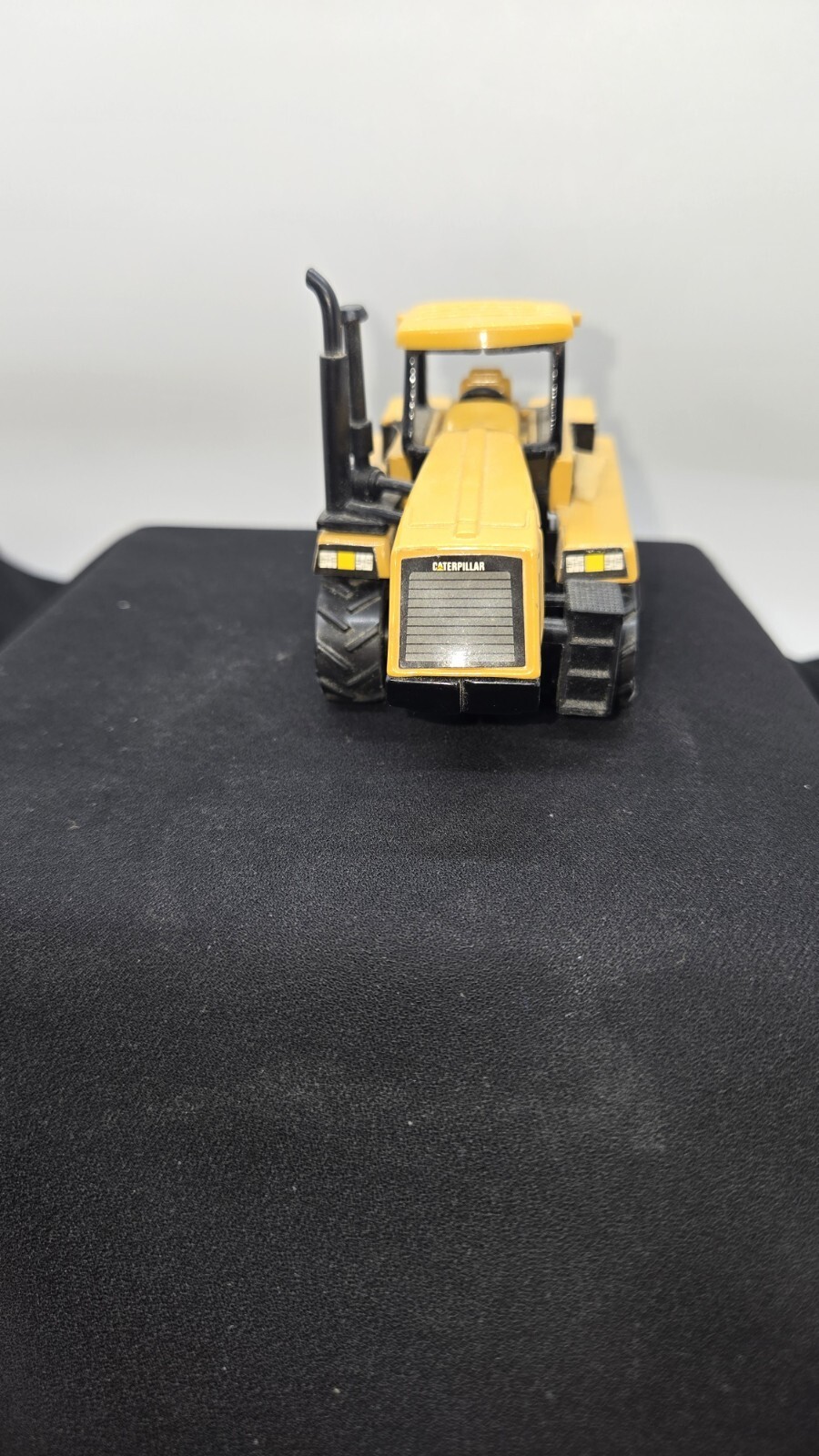 Diecast ERTL Caterpillar CAT 85C Challenger Tractor 3.5” X 2” Farm Equipment Item image 3