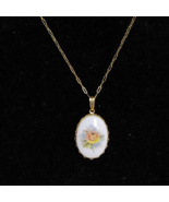 Victorian Women&#39;s Vintage Gold Necklace Oval Shape Pendant Floral Design - $9.98