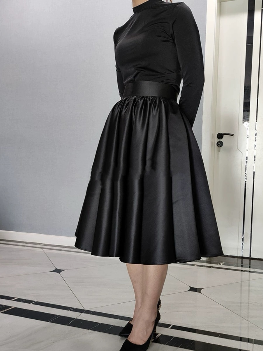 Long black formal skirt plus size discount