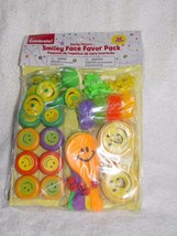 Way To Celebrate Smiley Face Party Favor Pack 48 Pieces New - £13.23 GBP