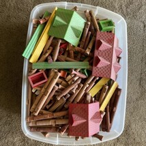 Collectible Vintage Lincoln Logs 22 lbs Lot W Miscellaneous Extras - $149.03 CAD