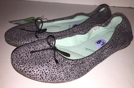 Sanuk Yoga Prima Suede Ballet Flat Gray Animal Print Sandal Shoes Casual Comfort - £29.20 GBP