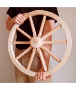 Rustic Wooden Wagon Wheel | Handmade Garden Décor | Farmhouse Wall &amp; Cha... - €30,87 EUR+