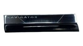 2008 Lincoln Navigator LH Driver Front Rocker Moulding Black &amp; Chrome Sc... - $128.65