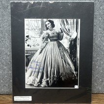 11 X 14 Autographed Photo Olivia De Havilland Melanie Gone With The Wind... - $6,950.38 MXN