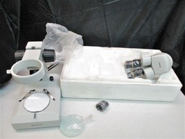 Wesco Binocular Zoom Microscope With 1X And 3X Stereo Observation Body 3330? New - £167.46 GBP