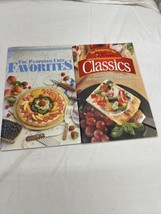 Vintage Cookbook Booklet Set Of 2 Pampered Chef’s Classic And Favorites Recipes - £11.18 GBP
