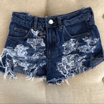 Topshop Petite Moto Destroyed Denim Shorts 25 - $9.00