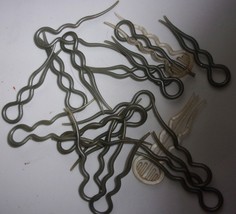 Vintage 18 Plastic Bobby Hair Pins - $6.83 CAD