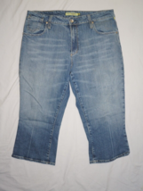 Vigoss Womens Denim Capri Size 15/16 - $24.74