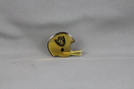 Los Angeles Raiders PIn (VTG) - Grey Helmet - Inlaid Pin - £14.67 GBP