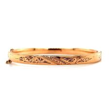 Authenticity Guarantee

14k Yellow Gold Hand Engraved Baby Bangle Bracel... - €528,51 EUR