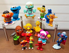2010 Sesame Street Workshop Lot of 16 Hasbro PVC 3&quot; Figures - Elmo  Zoe ... - £31.93 GBP