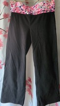 NWOT Victoria&#39;s Secret PINK Yoga Foldover Floral Capris Pants Size XS TP Petite - £47.85 GBP