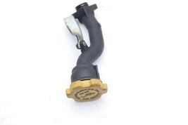 05-09 SUBARU LEGACY GT OIL FILLER NECK PIPE TUBE E0355 image 2