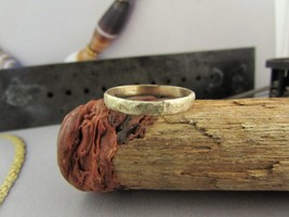 Wedding ring. 14k yellow gold Wedding ring for men/women. Unique texture unisex  - £453.03 GBP