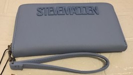 New Women&#39;s Steve Madden Cornflower Blue Boxed Wallet Zip Wristlet - $37.36