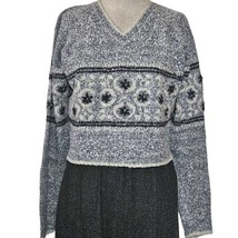 Vintage Grey V Neck Winter Sweater Size Large - $24.75