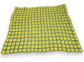 Vtg 3D Granny Daisy Chain Afghan Handmade Crochet Yo-Yo Throw Lap Blanket 44x49” - £31.08 GBP