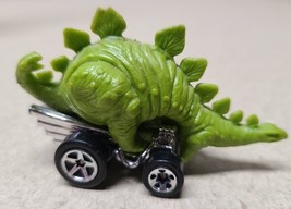 1994 Hotwheels Stegosaurus Green Dinosaur 3” Diecast Car W/ Rubber Dino - $126.47 MXN