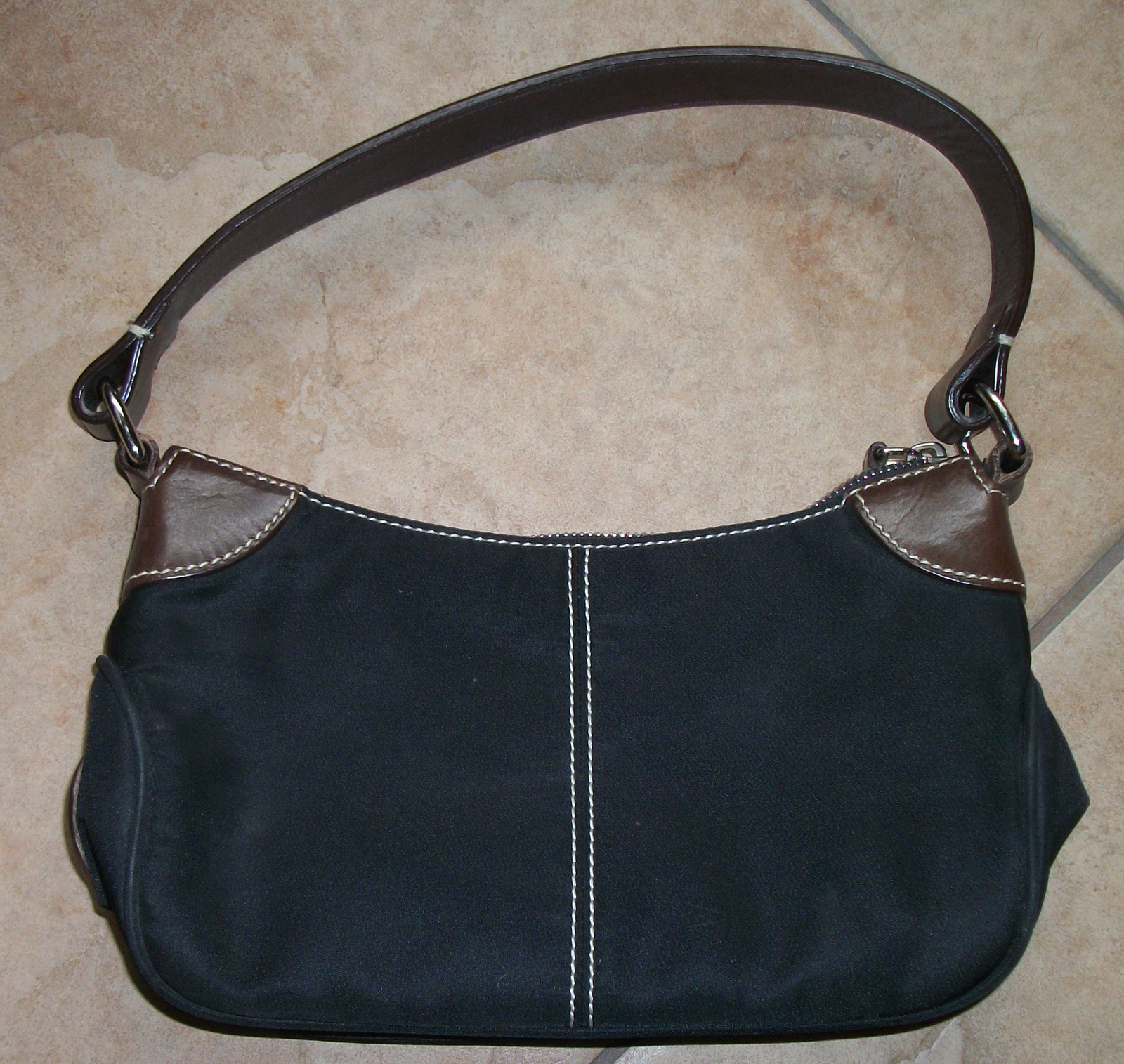 womens handbag black dooney and bourke  Item image 2