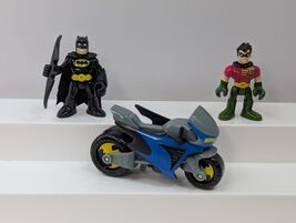 Fisher Price Imaginext DC Super Friends Batman &amp; Robin Figure  Batcycle - $9.89