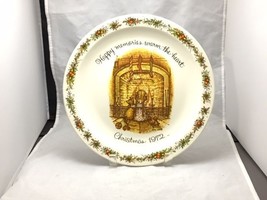 Christmas 1972 &quot;Happy Memories Warm The Heart&quot; Holly Hobbie 10&quot; cookies plate - $6.91