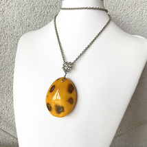Vintage Amber Pendant with chain- Lot 2116 - £160.74 GBP