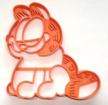 Garfield Sitting Up Orange Cat Cartoon Comic Character Cookie Cutter USA PR4040 - £3.13 GBP
