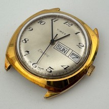 Vintage Timex Electric Analog Watch Men Gold Tone Day Date ~For Parts Re... - $26.59