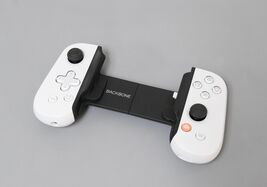 Backbone One PlayStation Edition (Lightning) Mobile Gaming Controller for Apple image 2