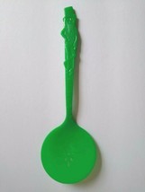 Mr Peanut Vintage Green Plastic Serving Spoon 1950s Planters Peanuts Kitchenware - £9.71 GBP