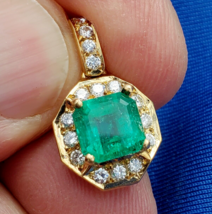 Earth mined Emerald Diamond Pendant Deco Halo Design 18k Gold Hand Crafted - £5,245.61 GBP