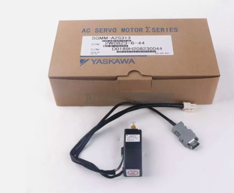 New Yaskawa Servo Motor SGMM-A2S313 24V, 3PH, 20W - $219.00