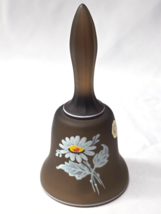 Vintage WESTMORELAND 5.25&quot; Glass Bell Hand Painted DAISY ON BROWN MIST +... - $246.22 MXN