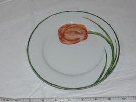 Pier 1 Exclusive Porcelain Salad Plate Floral 1 plate 7 1/2&quot; Tulip Flower ! - £13.46 GBP