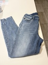 Judy Blue denim distressed slim fit jeans size 11/30 - $670.75 MXN