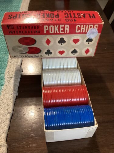 ARRCO VINTAGE POKER CHIPS 100 Plastic USA - $6.44