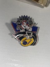 VINTAGE 1995 NBA OFFICIAL Raptors  BASKETBALL TRADING PIN - $4.99