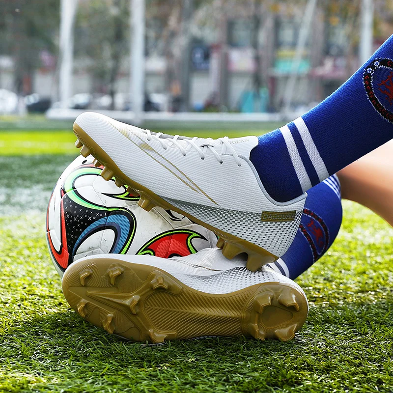 Sporting High Quality Hot Sale Men Football Shoes Large Ultra Light Kids Footbal - £48.76 GBP