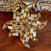 Sherman Layered Pinwheel Floral Baguette Rhinestone Brooch Pin Estate Jewelry - £138.68 GBP