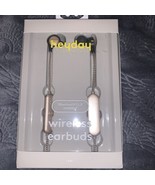 heyday Wireless Bluetooth 5.0 Enabled Earbuds - Black / Sandy Gold - $269.33 MXN