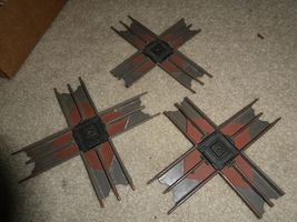Lot of 3 Vintage O Unmarked Track Crossovers Crossings - $18.81