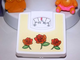 Barbie Dress up accessories weight scale dial really turns to adjust weight! - £11.00 GBP