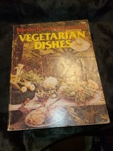 Wonderful Ways To Prepare Vegetarian Dishes Soft Cover - £5.43 GBP