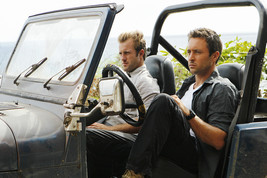 Hawaii Five-0 Scott Caan Alex O&#39;loughlin In Jeep 18x24 Poster - £19.17 GBP