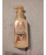 Golden Berry Mistletoe Foaming Hand Soap 8.75 oz Bath & Body Works - $105.10 MXN