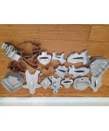 Vintage Lot 25 Aluminum metal Cookie cutters Jello molds pans Holiday Ch... - $27.09 CAD